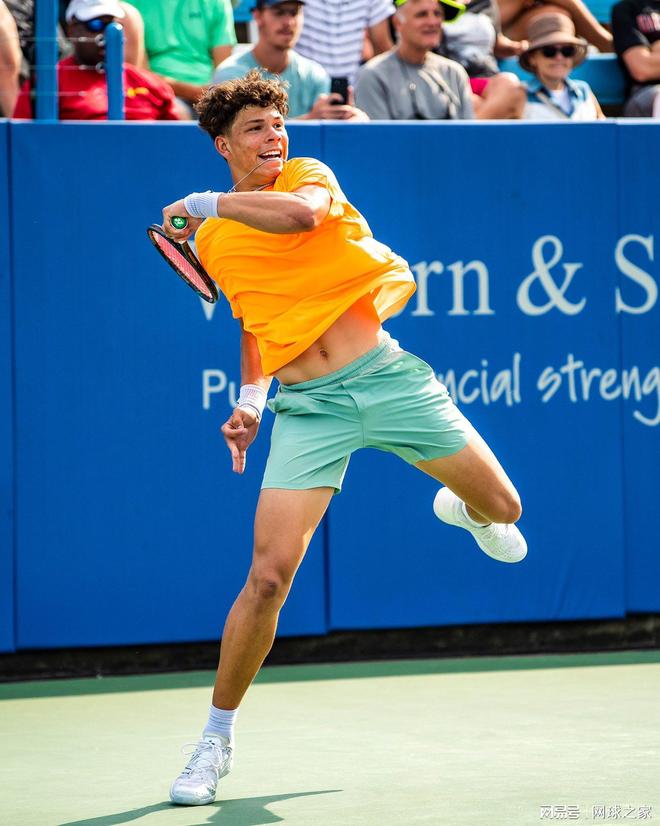 举办此类群 举办此类群