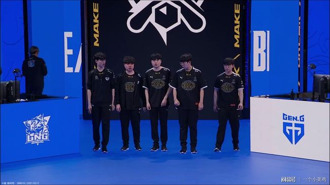 传递出球队 传递出球队