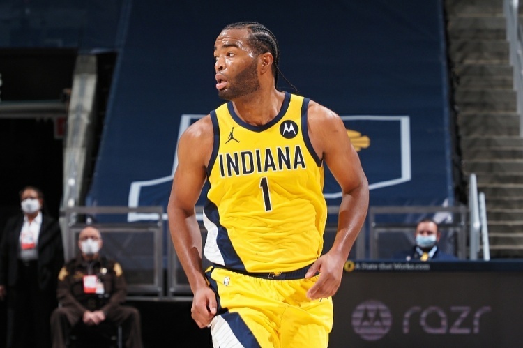 不仅挑战了 不仅挑战了