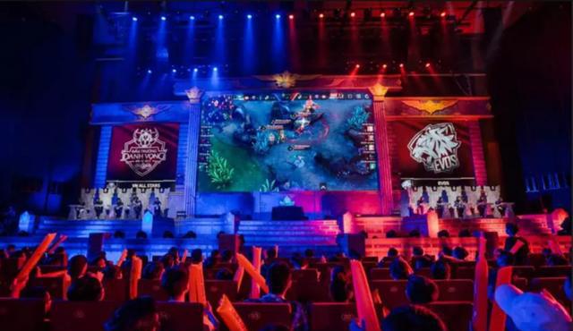 员在听到这 员在听到这