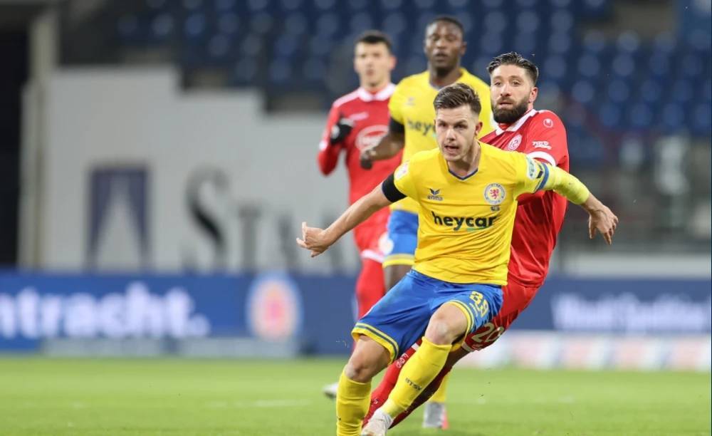 仅彰显了埃 仅彰显了埃