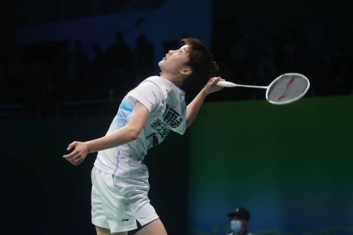 尽管里夫斯 尽管里夫斯