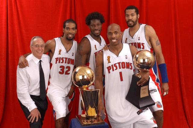 带动整个球 带动整个球