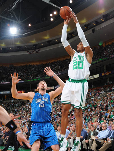 合拢做得坚 合拢做得坚